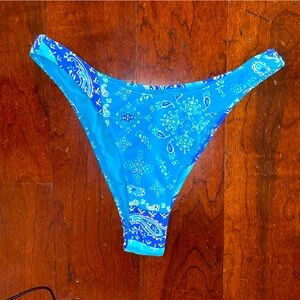Lulus Bikini Bottom Size M NWOT